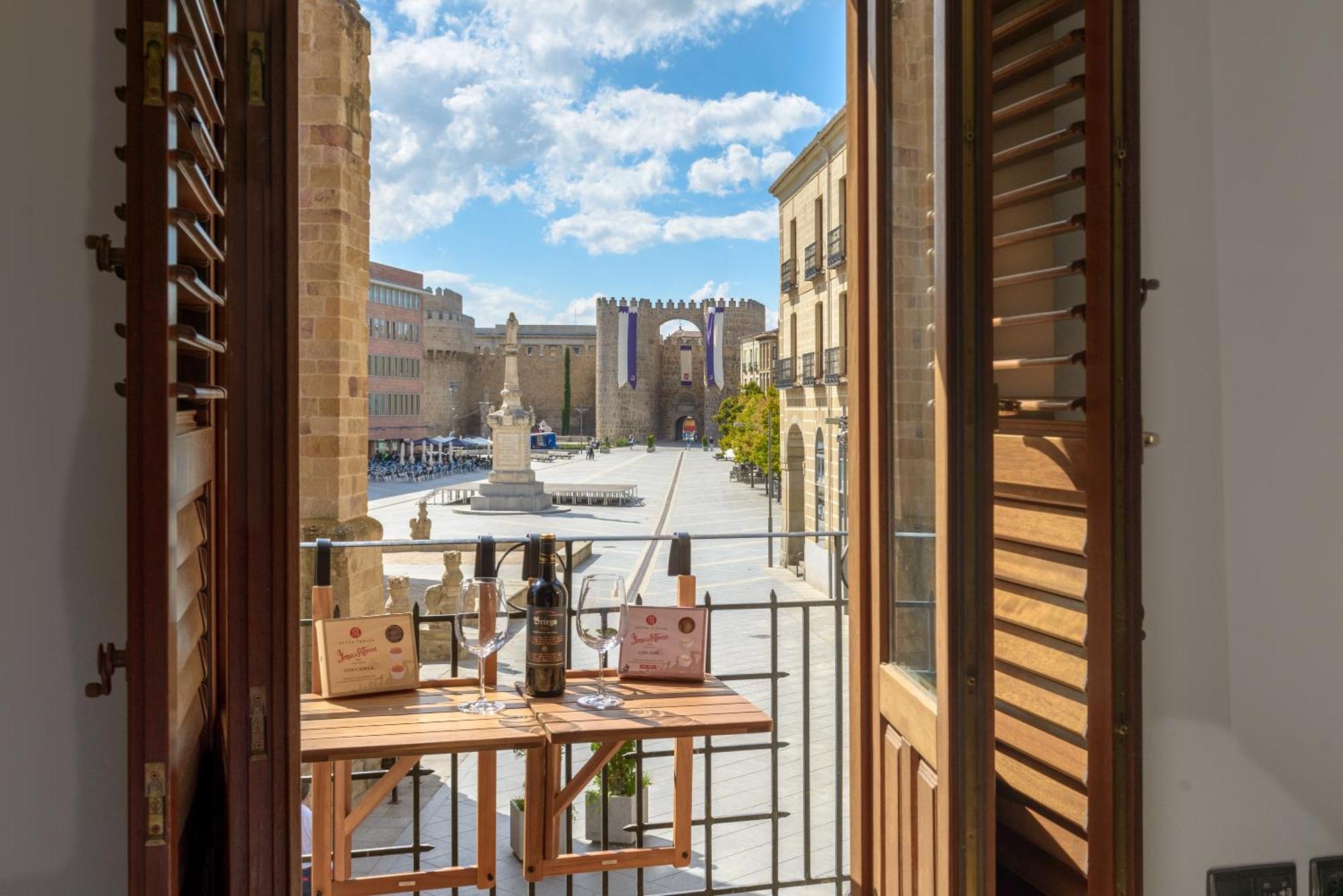 Balcony View To Avila'S Alcazar Exterior foto